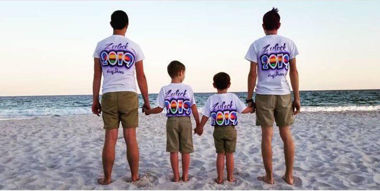 Уильям и Закари Зулок из США, осужденные за сексуальное насилие над сыновьями, и их приемные дети. Фото из соцсетей.