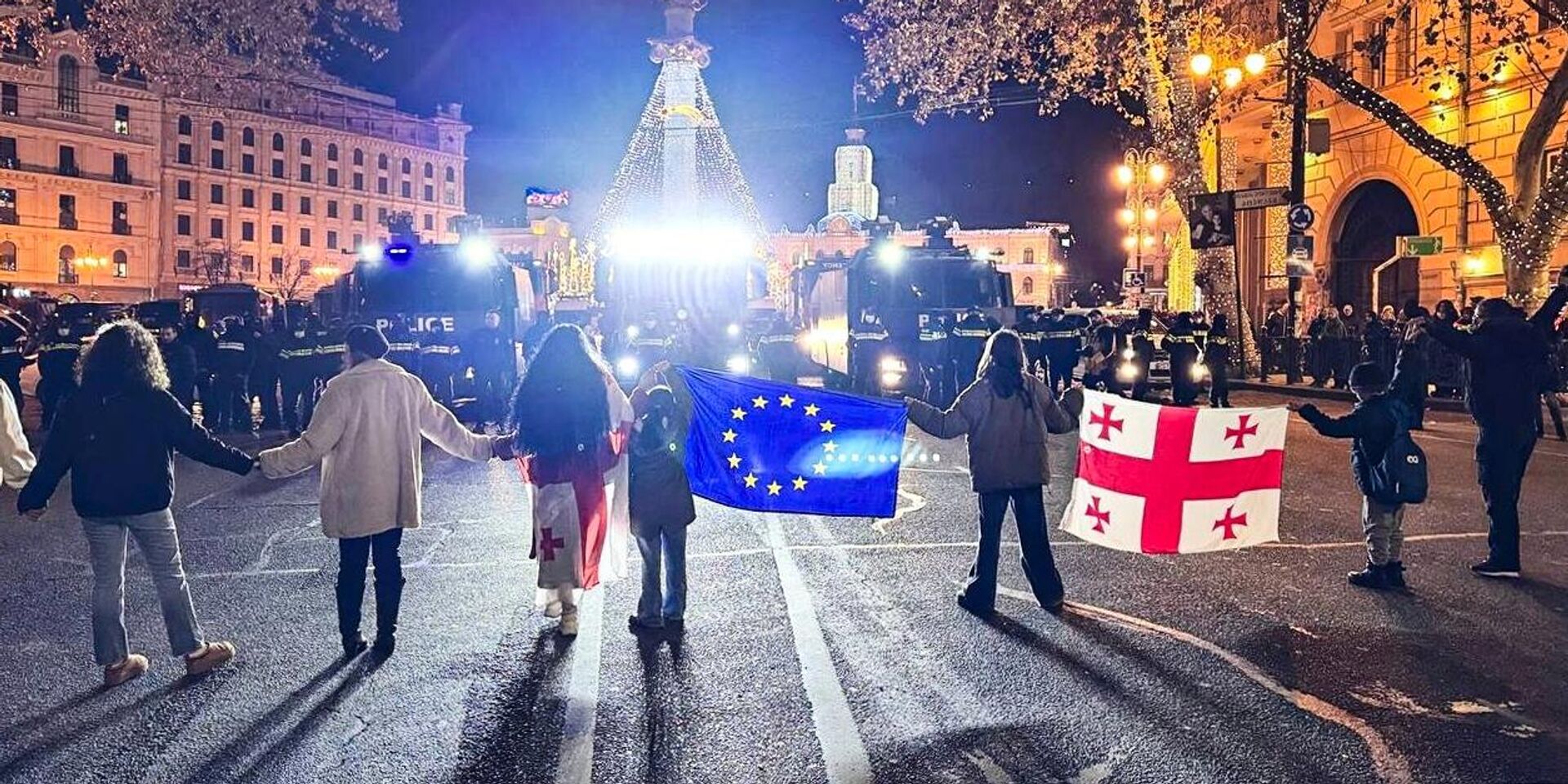 Президент Саломе Зурабишвили выступила на митинге в Тбилиси - ИноСМИ, 1920, 28.12.2024