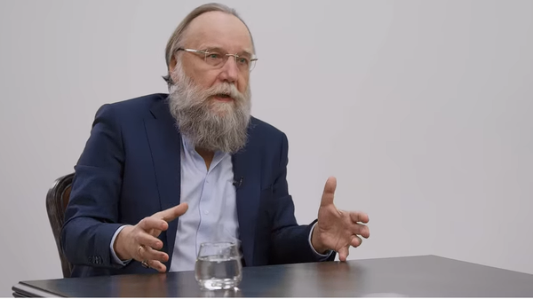 А. Дугин, кадр из видео