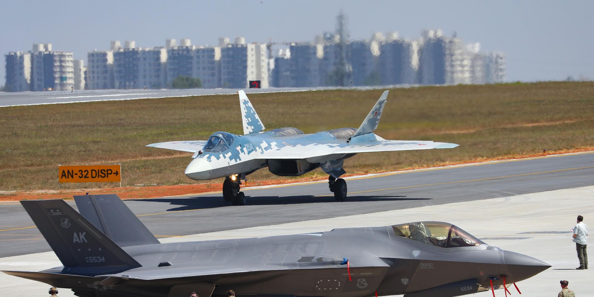 Международная выставка Aero India 2025 - ИноСМИ, 1920, 13.05.2025
