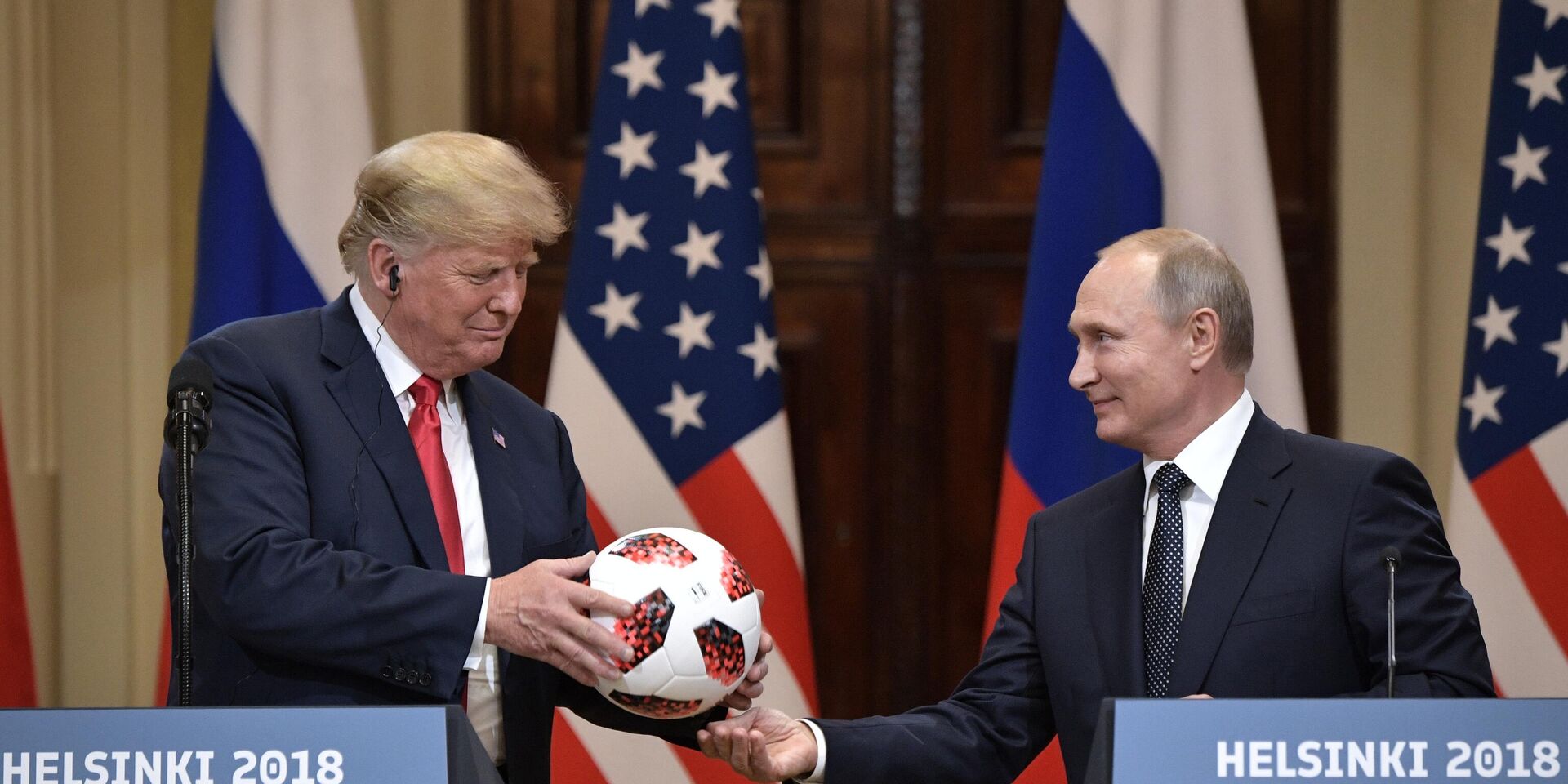 Встреча президента РФ Владимира Путина и президента США Дональда Трампа в Хельсинки - ИноСМИ, 1920, 04.06.2025
