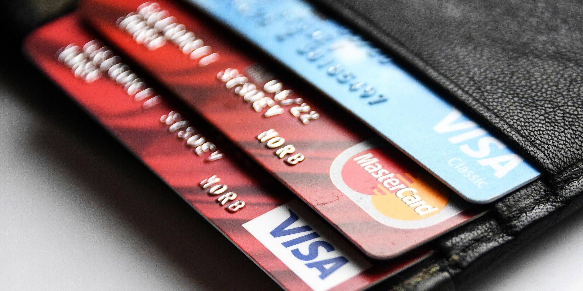 Банковские карты международных платежных систем VISA и MasterCard. - ИноСМИ, 1920, 01.01.2026