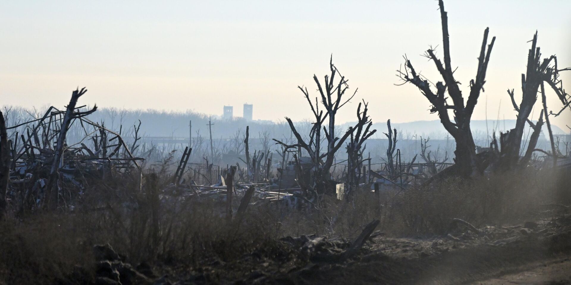 Разрушения на Красноармейском направлении СВО - ИноСМИ, 1920, 28.10.2025