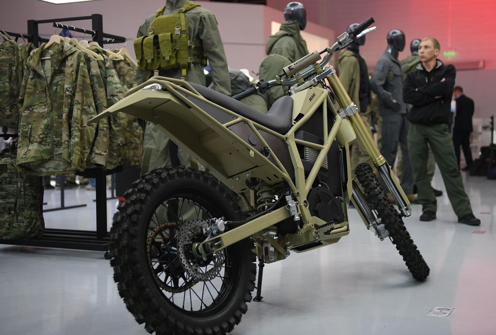 Презентация новых разработок концерна Калашников - ИноСМИ, 1920, 12.05.2025