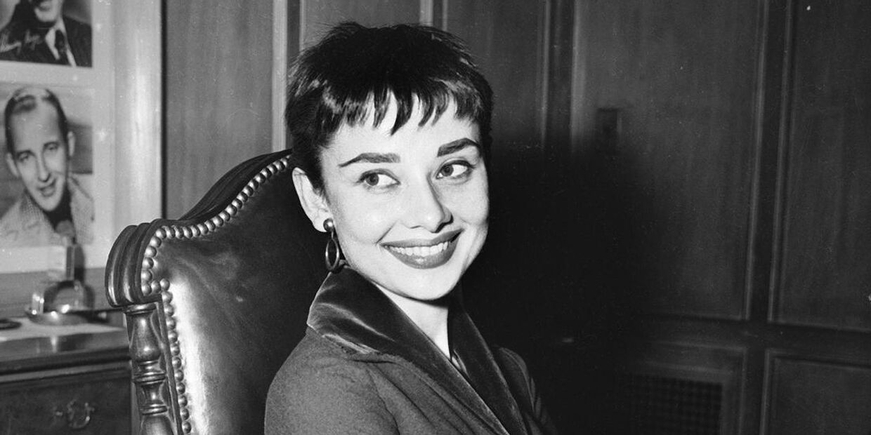 Одри Хепберн в 1954 году