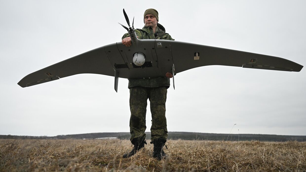 Работа расчета БПЛА Суперкам группировки войск Север на Курском направлении СВО