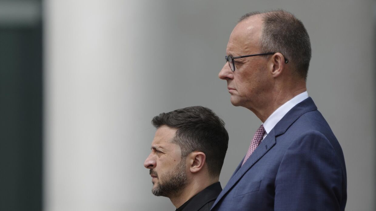 Канцлер Германии Фридрих Мерц и Владимир Зеленский в Берлине, Германия, 28 мая 2025 года