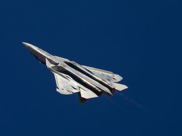 Российский истребитель Су-57 на XV международной выставке авиакосмической техники Aero India 2025