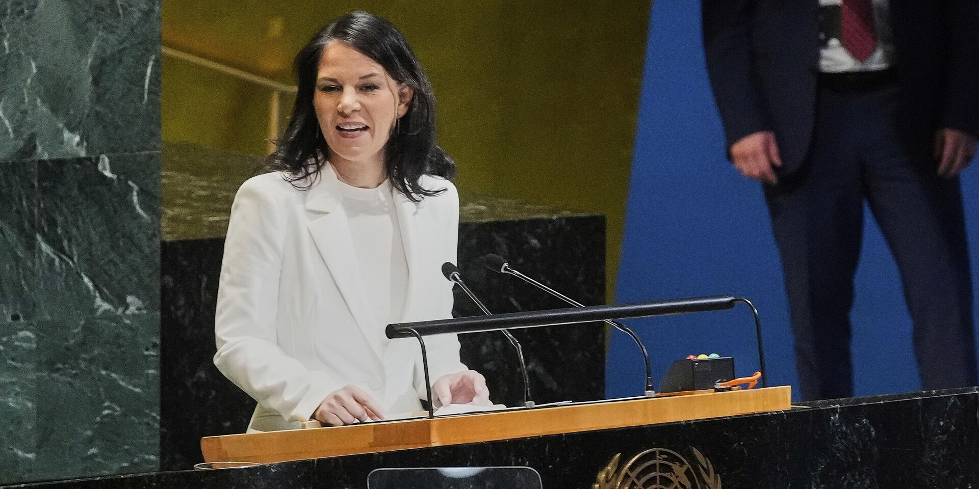 Анналена Бербок из Германии выступает перед Генеральной Ассамблеей ООН после избрания ее председателем 80-й сессии этого органа - ИноСМИ, 1920, 15.09.2025