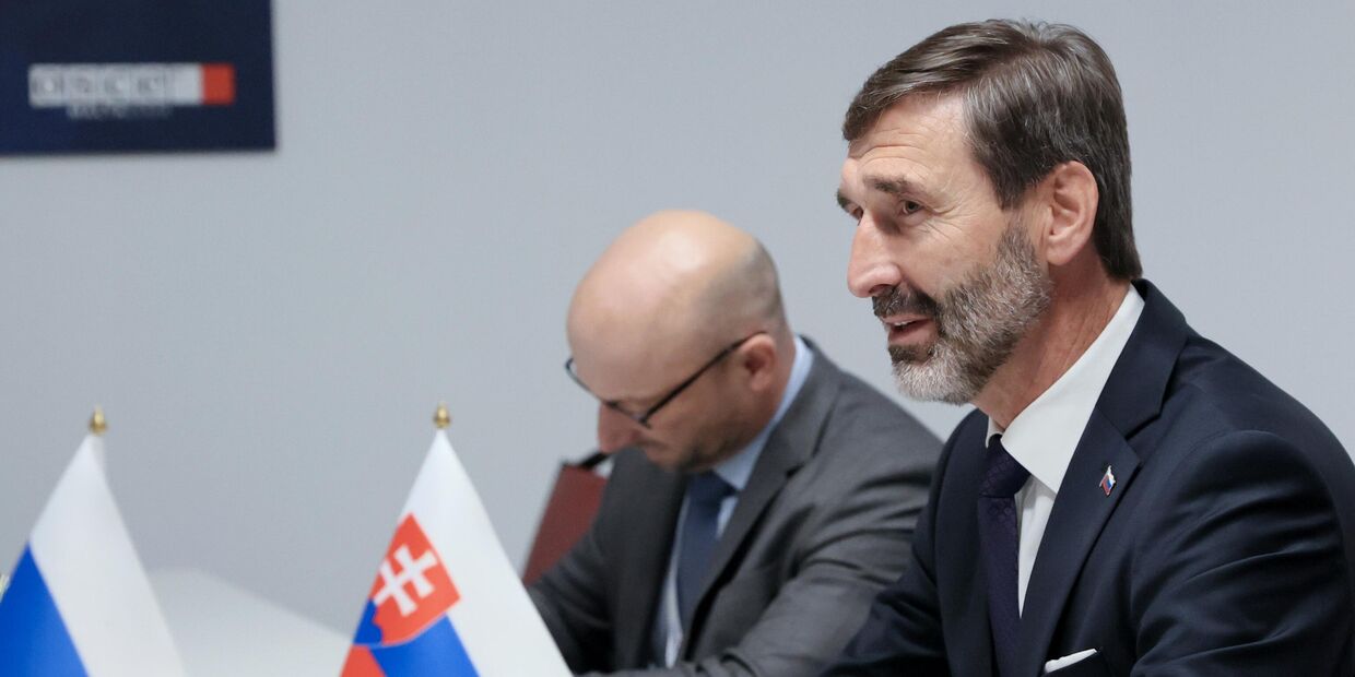 Министр иностранных и европейских дел Словацкой Республики Юрай Бланар на полях заседания 31-го СМИД ОБСЕ.