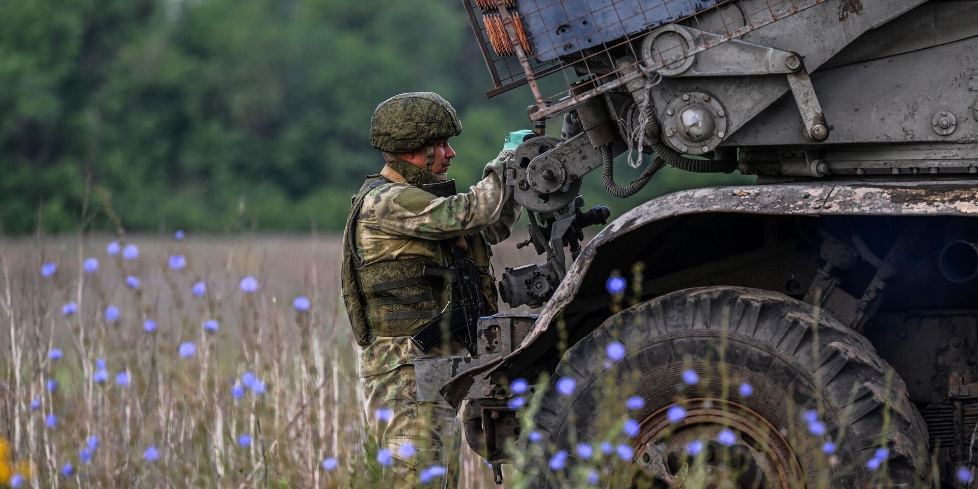 Боевая работа расчета РСЗО Град группировки войск Центр на Красноармейском направлении СВО - ИноСМИ, 1920, 05.07.2025
