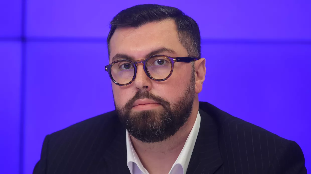 Правозащитник, член СПЧ, президент Антиглобалистического движения России Александр Ионов