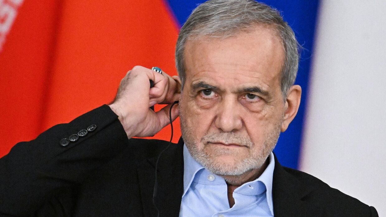 Президент Владимир Путин и президент Ирана Масуд Пезешкиан подписали договор о стратегическом партнерстве