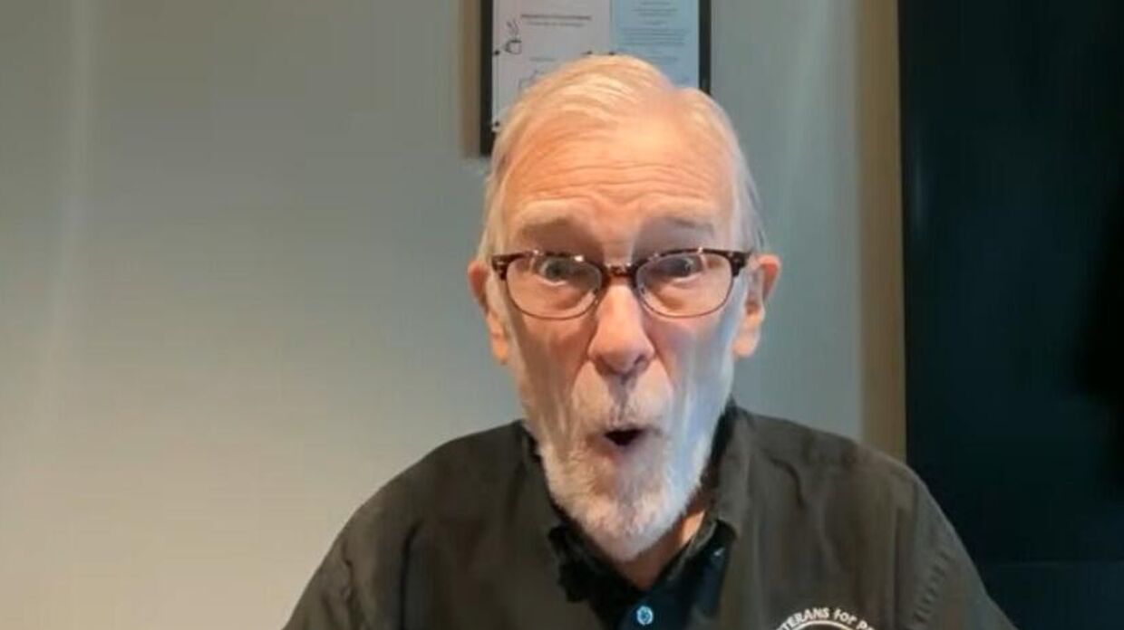 У нас нет больше оружия. Трамп решил поставлять ВСУ ветряные мельницы