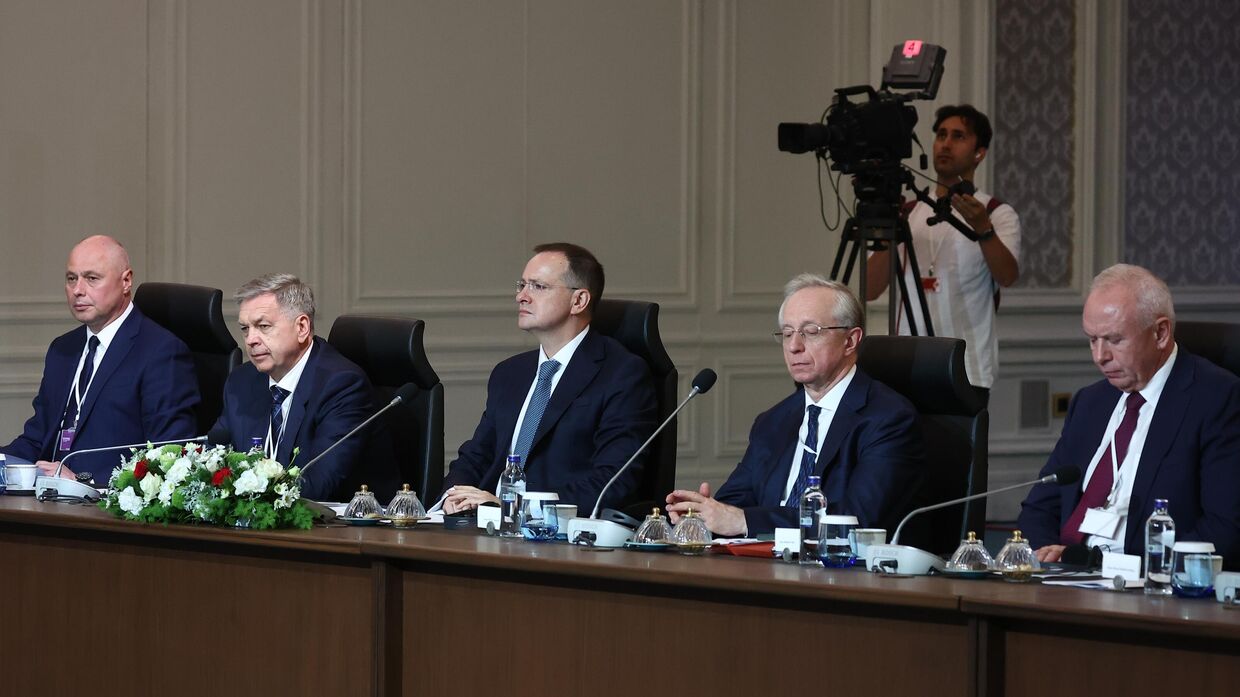 Третий раунд переговоров России и Украины