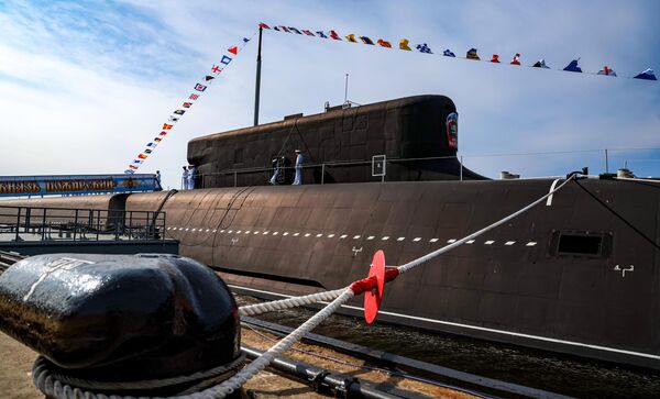 24 июля 2025. Церемония поднятия флага над атомным подводным крейсером Князь Пожарский в Северодвинске.