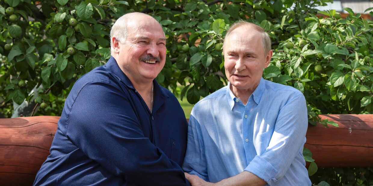 Президент РФ Владимир Путин и президент Белоруссии Александр Лукашенко посетили Валаам