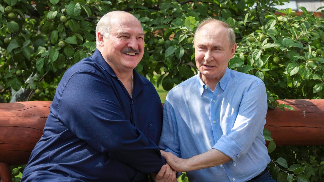 Президент РФ Владимир Путин и президент Белоруссии Александр Лукашенко посетили Валаам