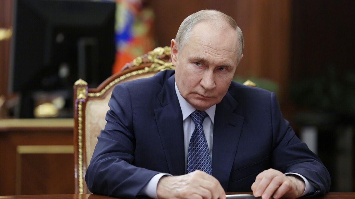 Президент Владимир Путин