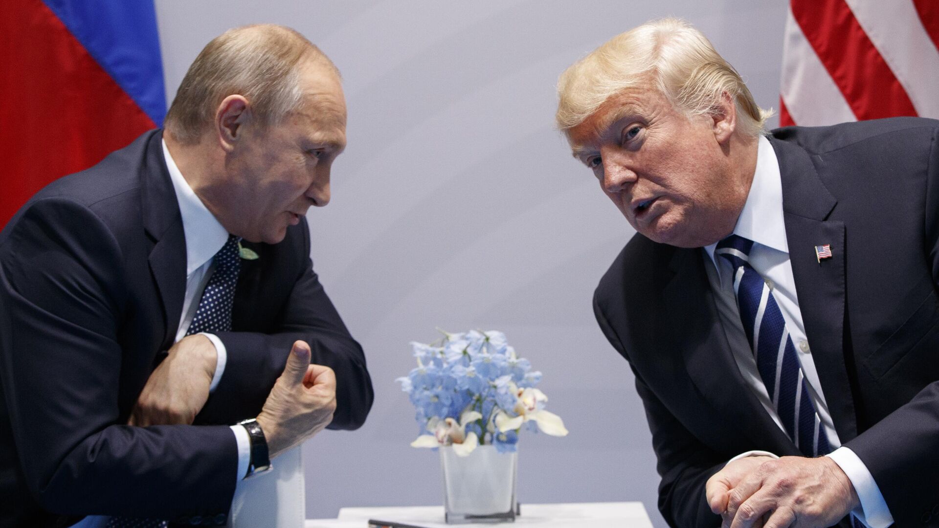 Президент России Владимир Путин и президент США Дональд Трамп - ИноСМИ, 1920, 13.08.2025