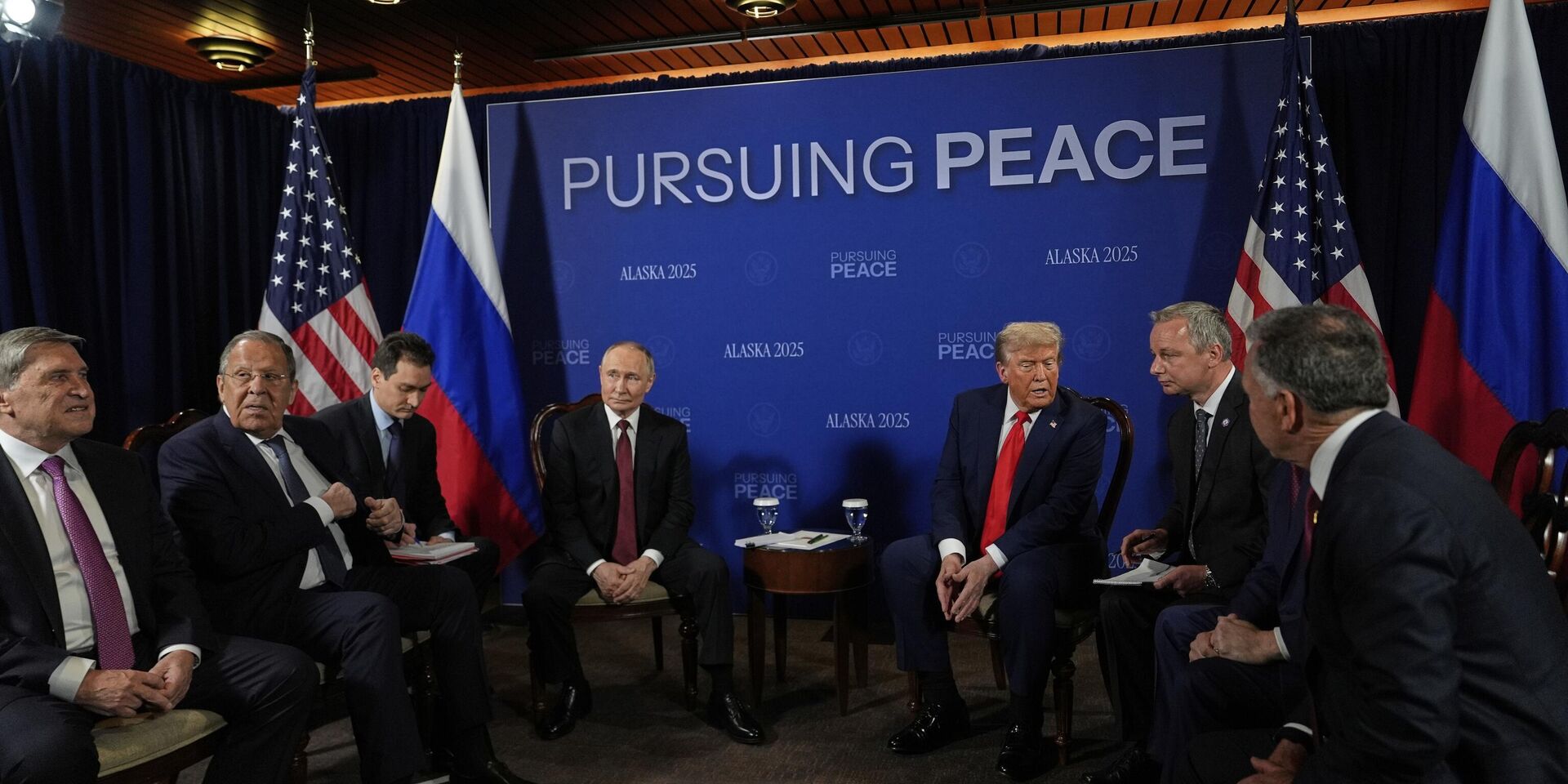 Переговоры Путина и Трампа - ИноСМИ, 1920, 15.08.2025