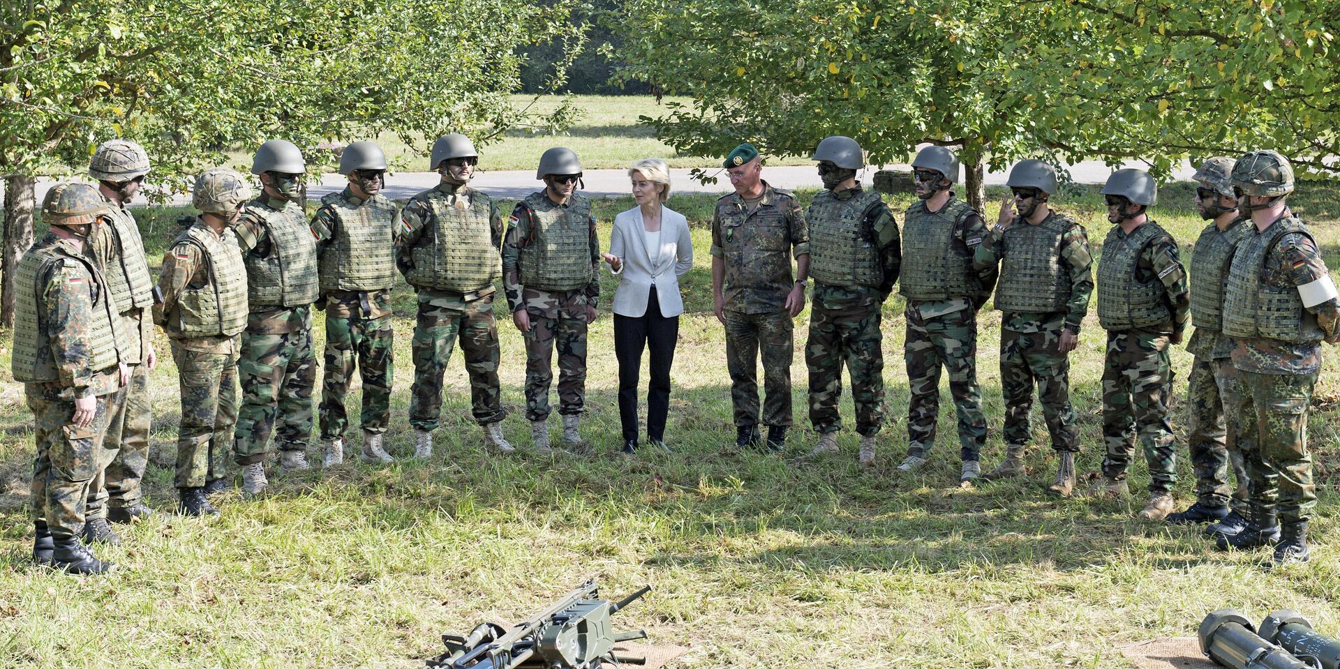 Урсула фон дер Ляйен в пехотной школе Федеральных вооруженных сил Германии - ИноСМИ, 1920, 19.08.2025