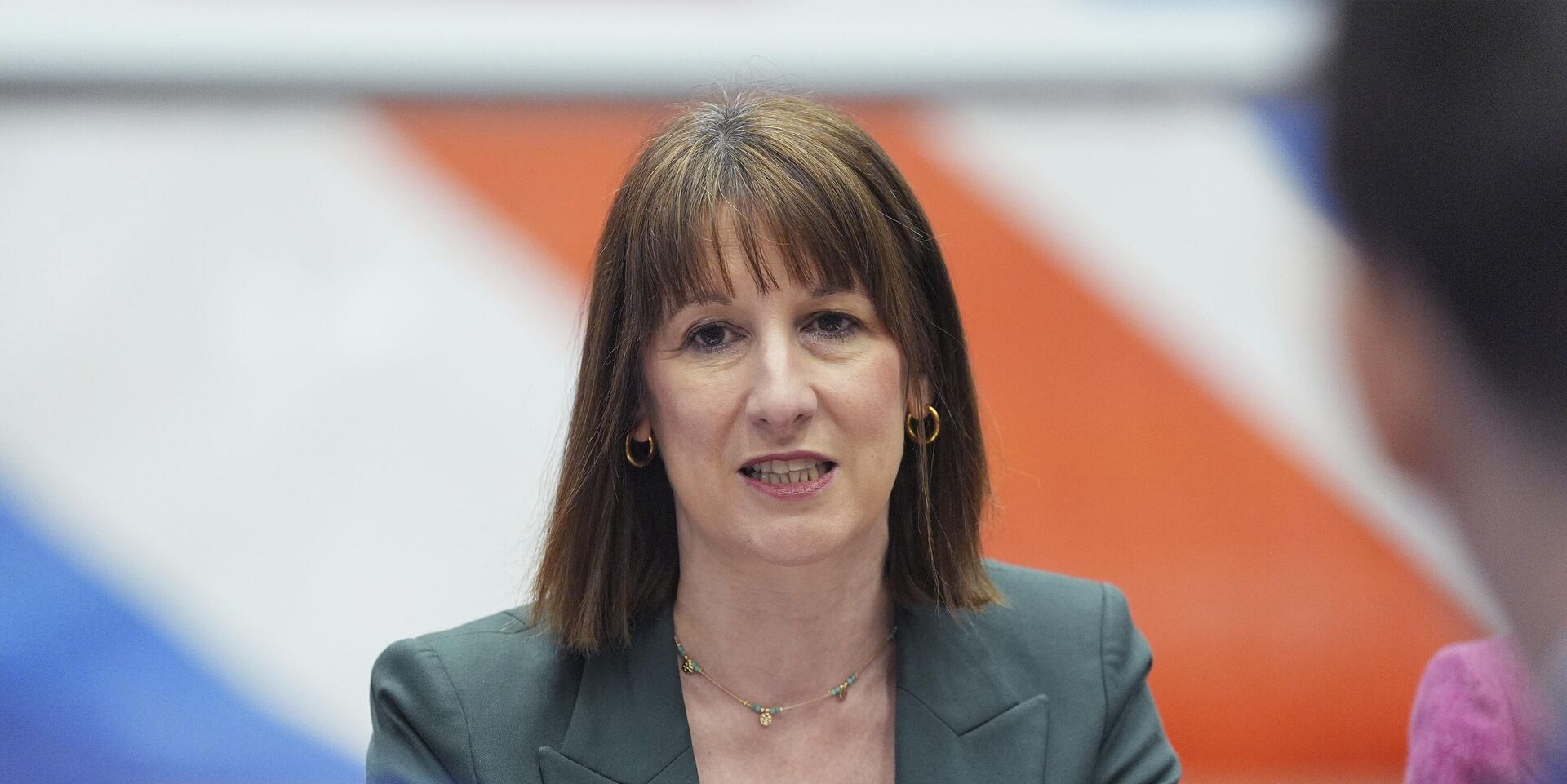 Рейчел Ривз - ИноСМИ, 1920, 25.08.2025