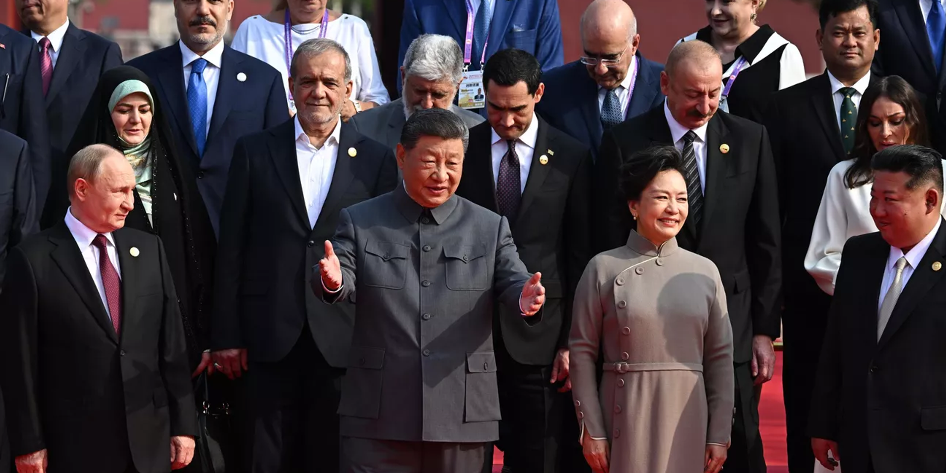 Президент РФ В. Путин и иностранные лидеры на военном параде в честь 80-летия Победы - ИноСМИ, 1920, 03.09.2025