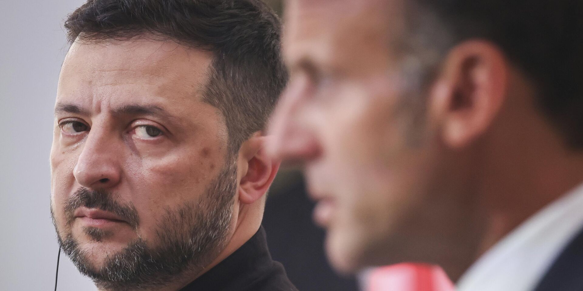 Владимир Зеленский и Эммануэль Макрон - ИноСМИ, 1920, 10.10.2025