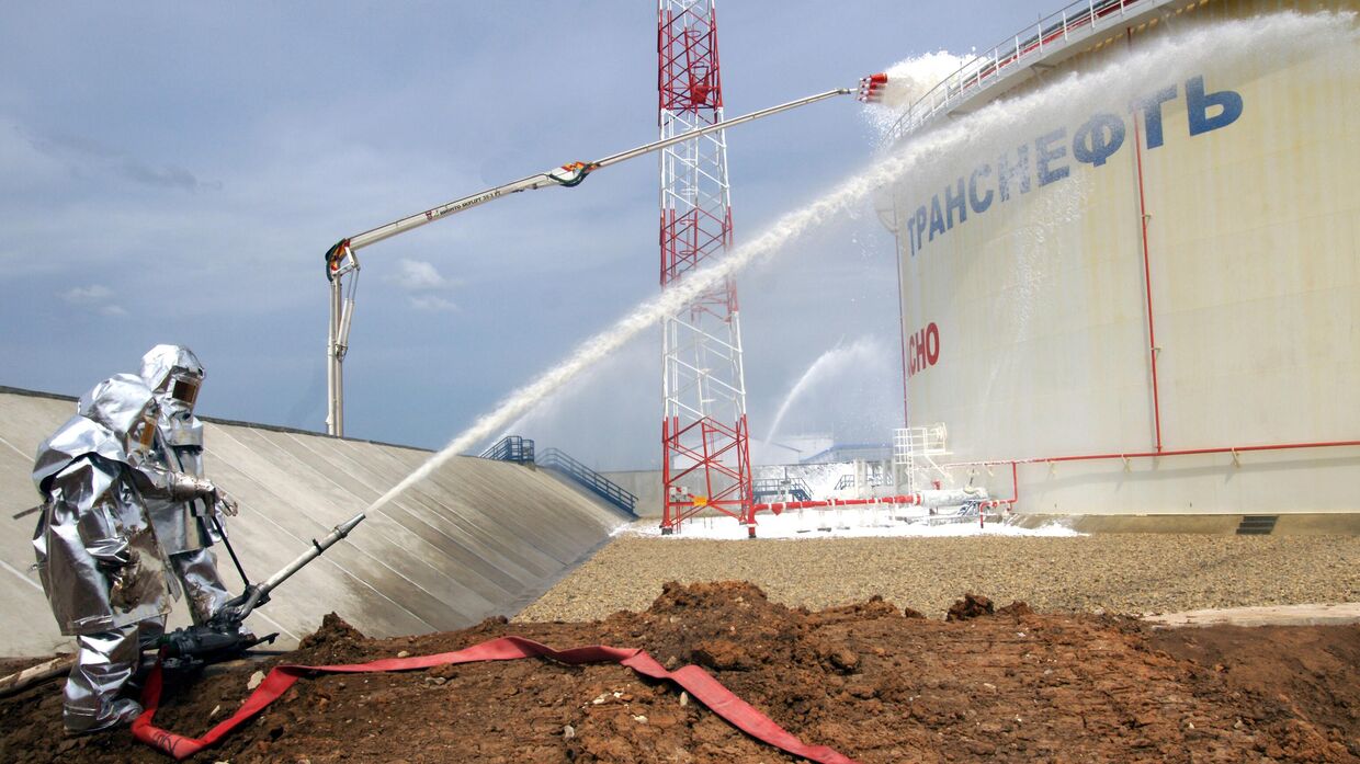 Пожарные учения на нефтепроводе Дружба