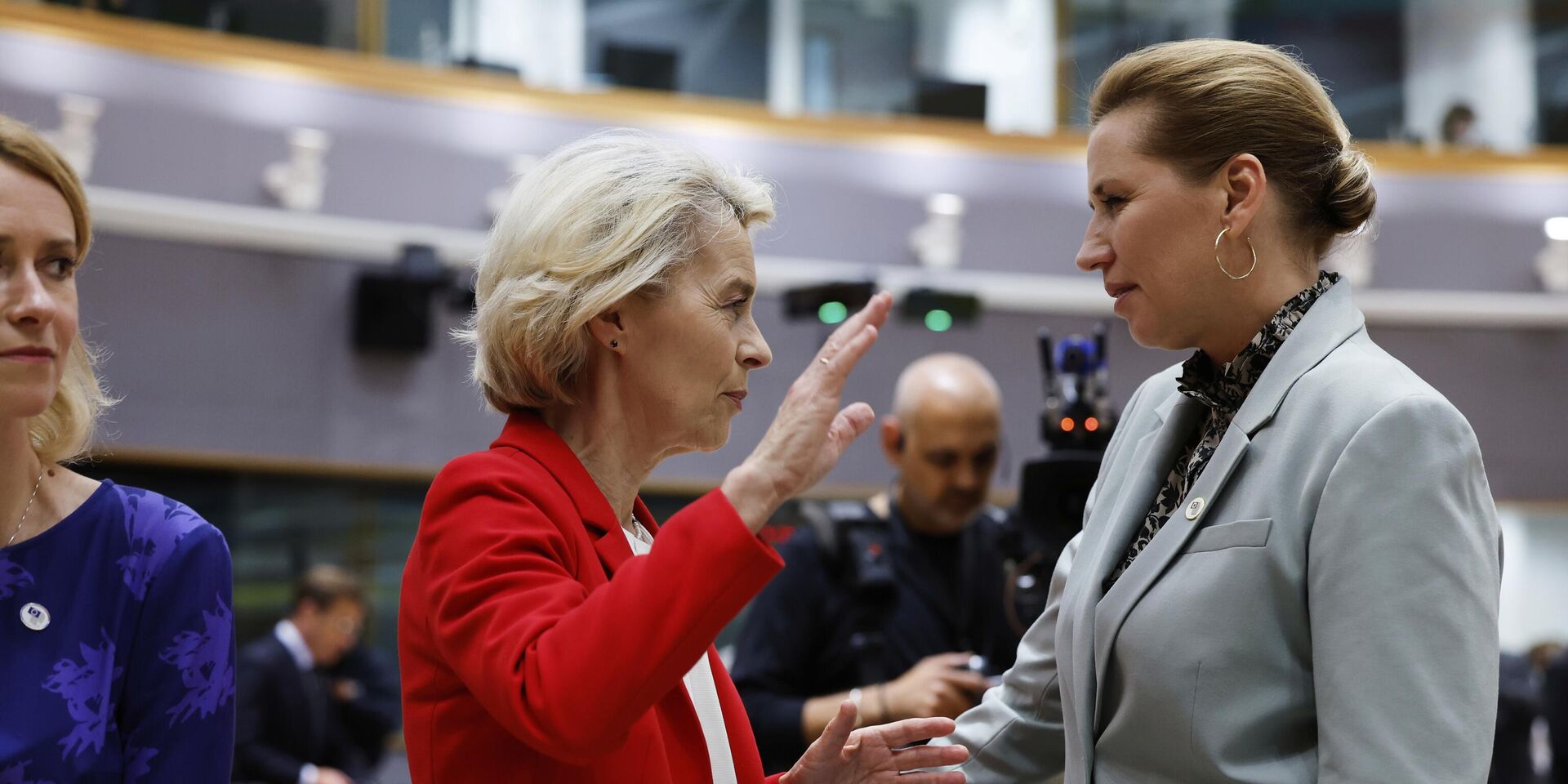 Дроны без надписей и приближение серьезного инцидента. Европа не видит тормоз и твердит о большой войне через пару лет. Неужели Россия будет ждать, пока враг подготовится?