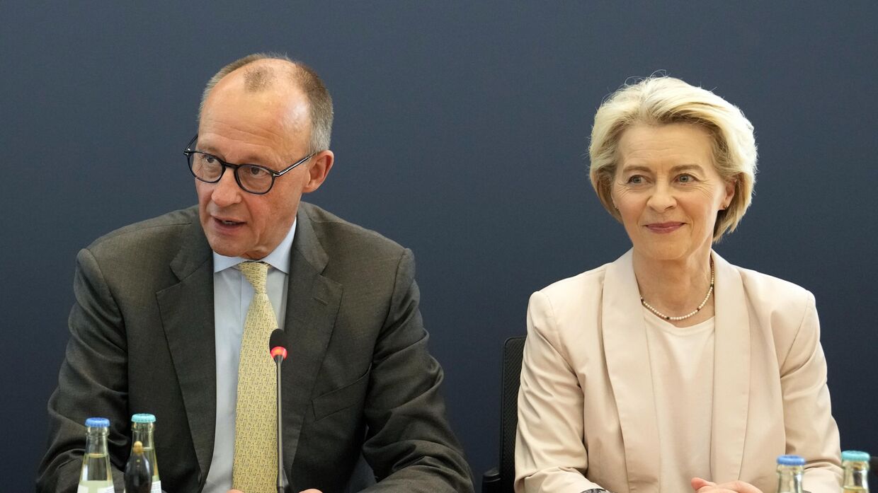 Канцлер Германии Фридрих Мерц и президент Европейской комиссии Урсула фон дер Ляйен
