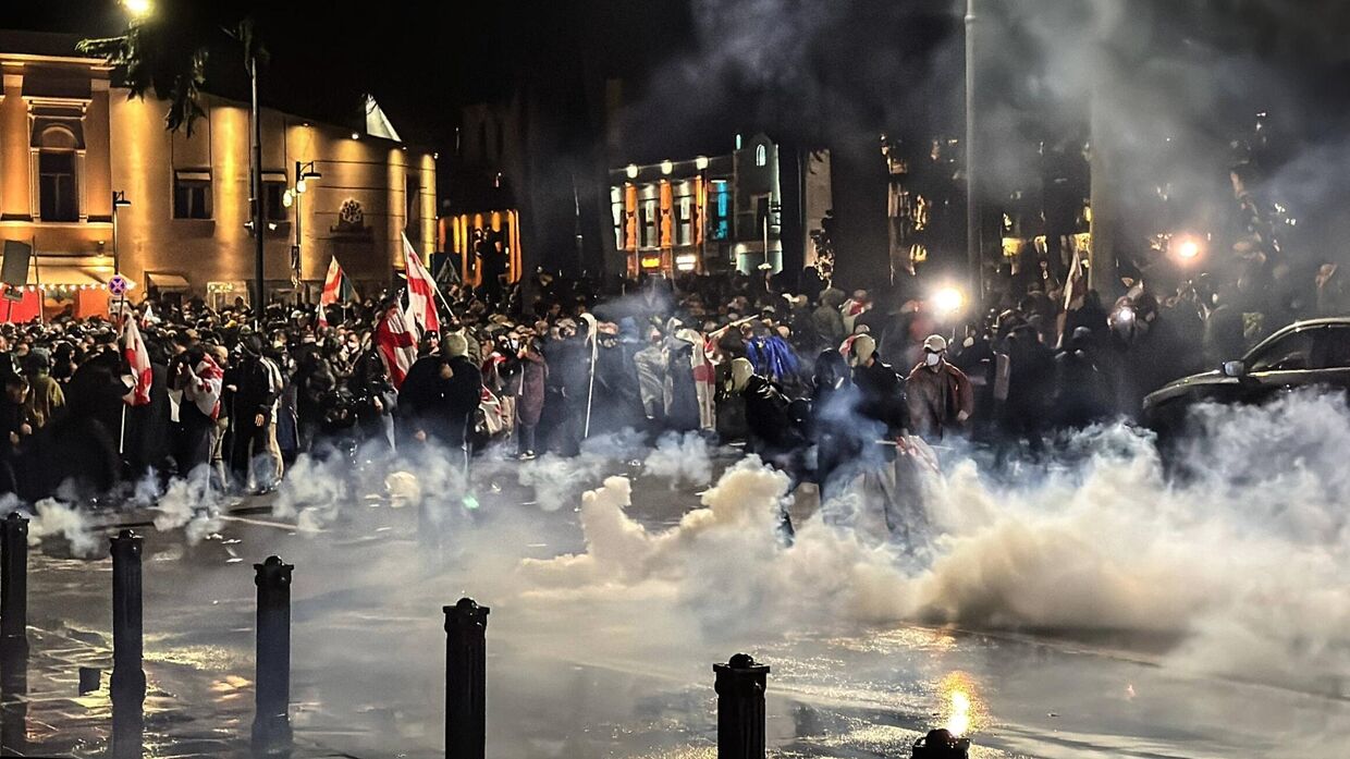 Митинг оппозиции в Тбилиси