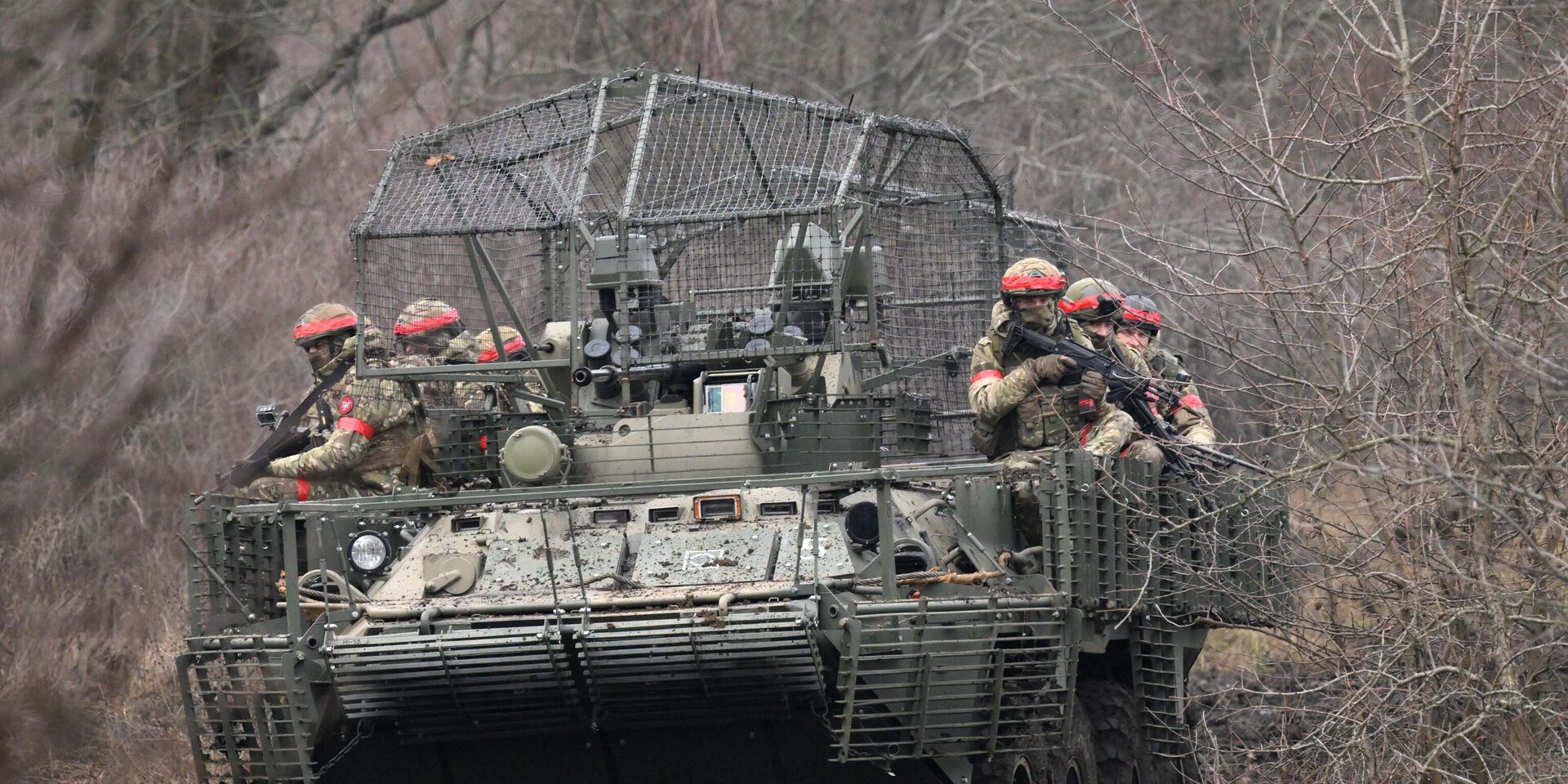 Боевая подготовка 15-й отдельной гвардейской мотострелковой Александрийской бригады в ДНР - ИноСМИ, 1920, 12.10.2025