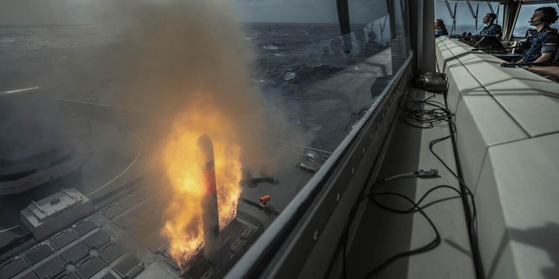 Запуск ракеты Томагавк   - ИноСМИ, 1920, 17.10.2025