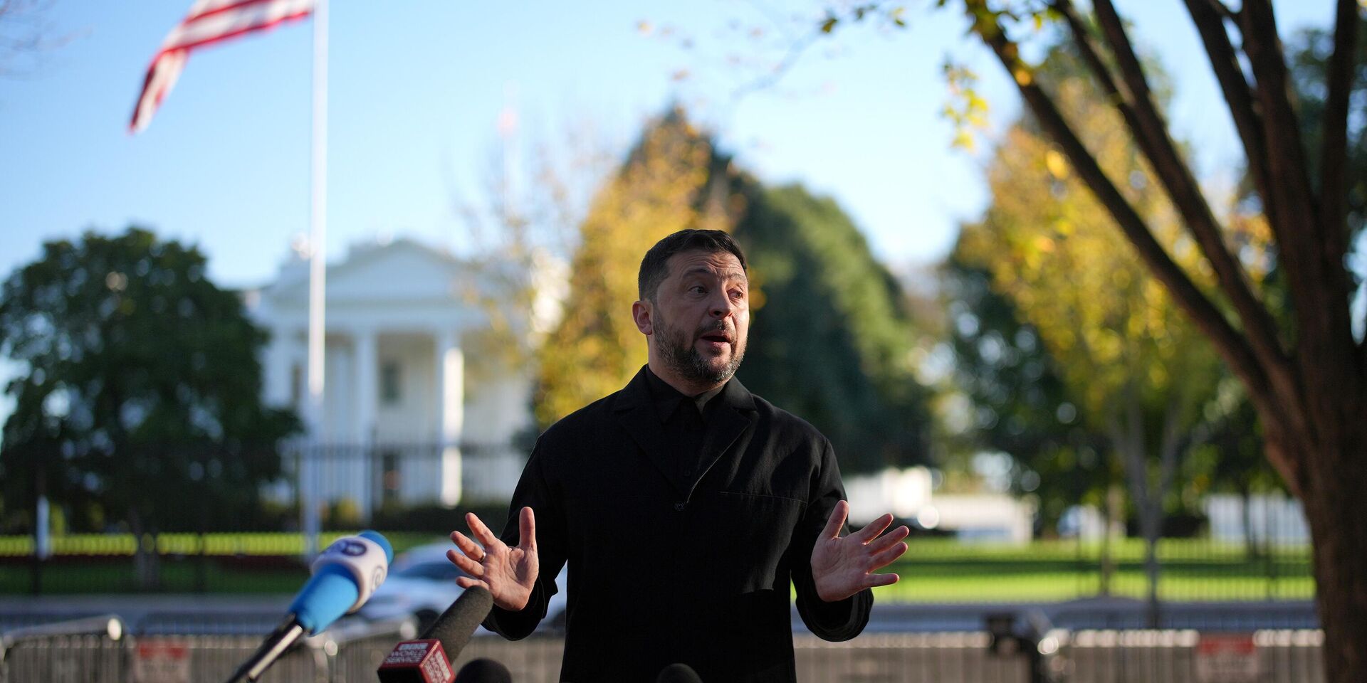 Зеленский во время пресс-конференции в парке Лафайет перед Белым домом - ИноСМИ, 1920, 20.10.2025