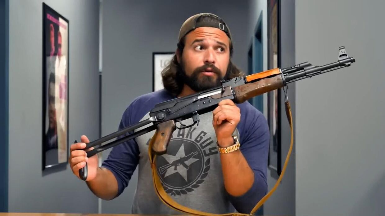 Больше, чем икона. Американец протестировал самую первую модель АК-47