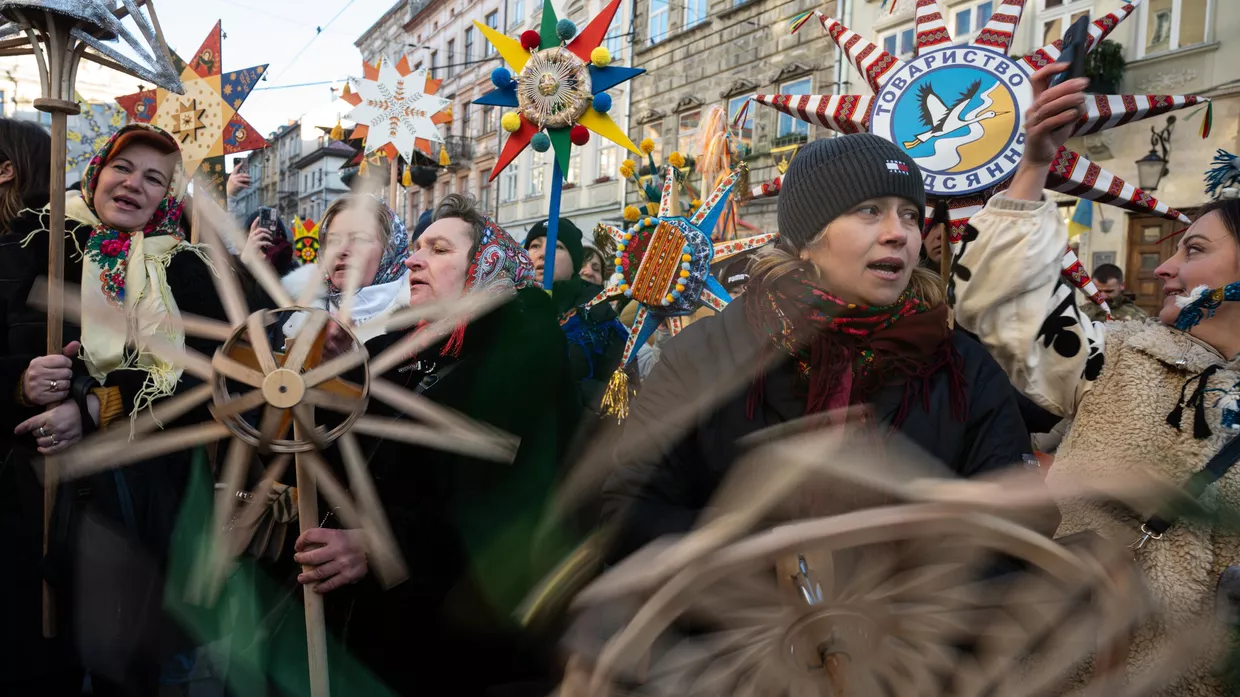 Момент фестиваля Огонь рождественской звезды во Львове 30 декабря 2024 года