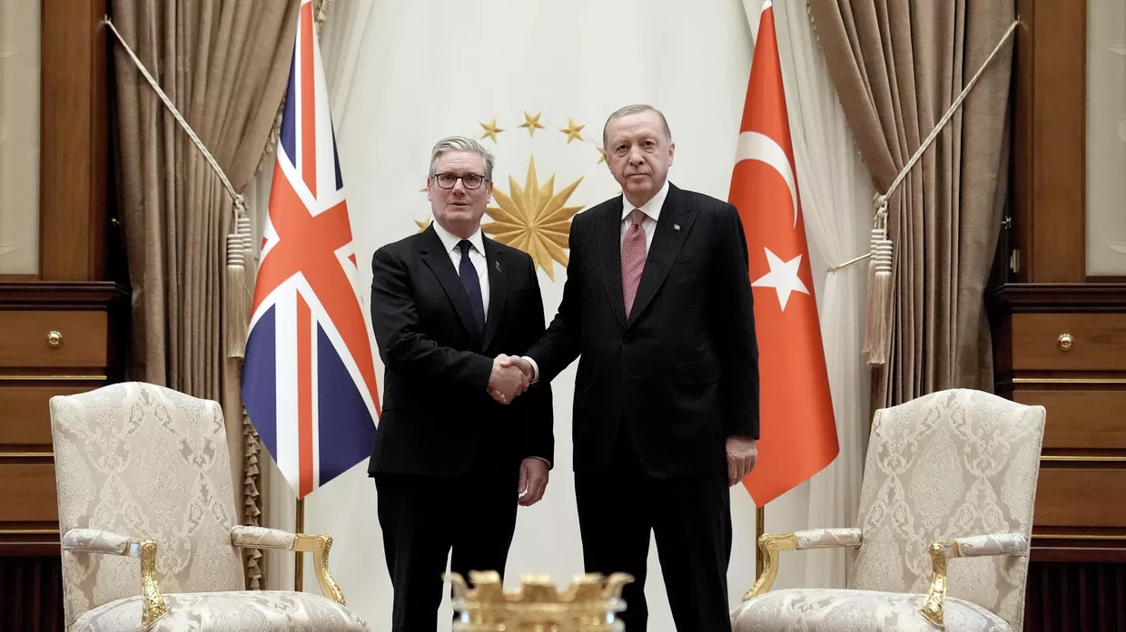 Премьер-министр Великобритании Кир Стармер и президент Турции Реджеп Тайип Эрдоган