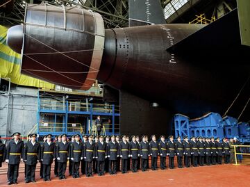 Церемония вывода из эллинга атомной подводной лодки Хабаровск в Северодвинске Церемония вывода из эллинга атомной подводной лодки Хабаровск в Северодвинске