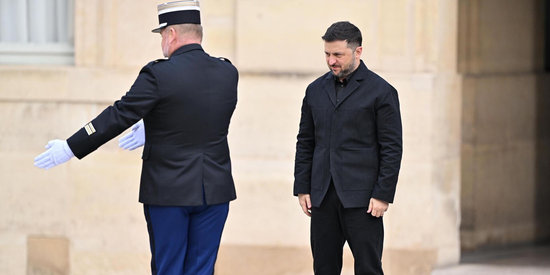 Владимр Зеленский в Париже, Франция, 17 ноября 2025 года - ИноСМИ, 1920, 17.11.2025