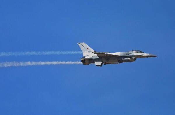 Многоцелевой истребитель F-16