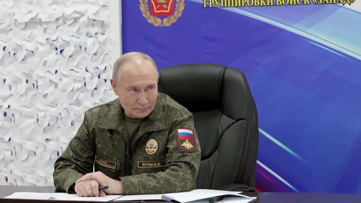 Президент Владимир Путин посетил командный пункт группировки Запад