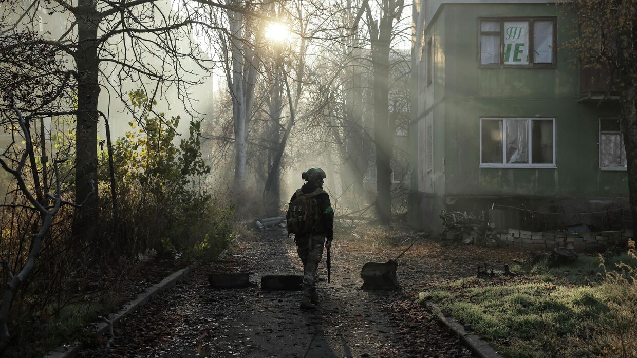 Украинский солдат на востоке Украины Украинский солдат на востоке Украины