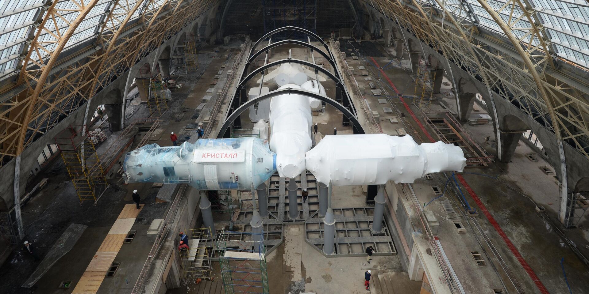 Отправка четвертого модуля макета орбитальной станции Мир на ВДНХ - ИноСМИ, 1920, 24.11.2025