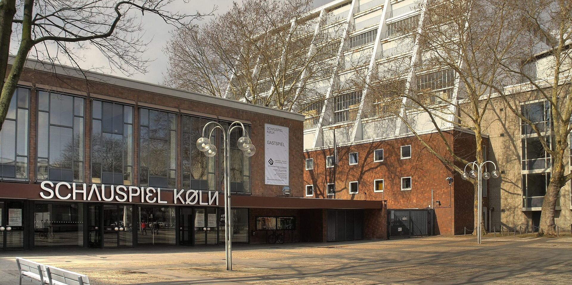 Здание театра Schauspiel Köln в Кельне - ИноСМИ, 1920, 24.11.2025