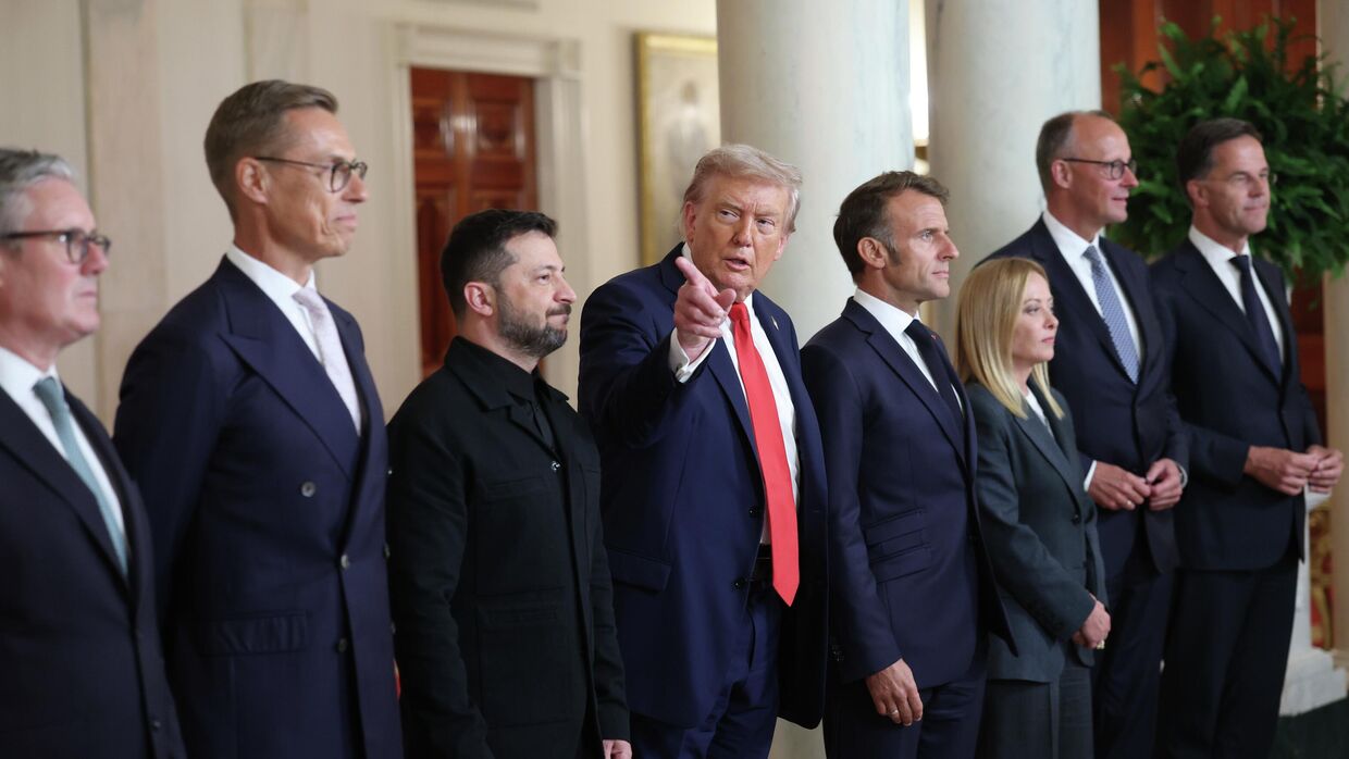 Президент США Дональд Трамп и европейские политики в Вашингтоне