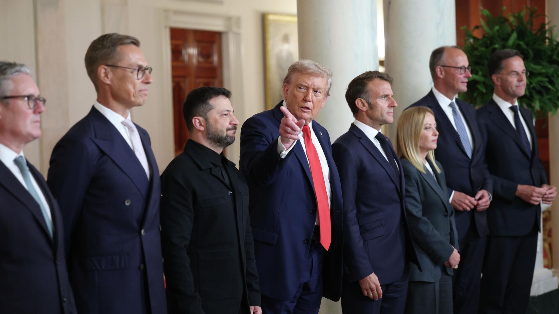 Президент США Дональд Трамп и европейские политики в Вашингтоне - ИноСМИ, 1920, 28.11.2025