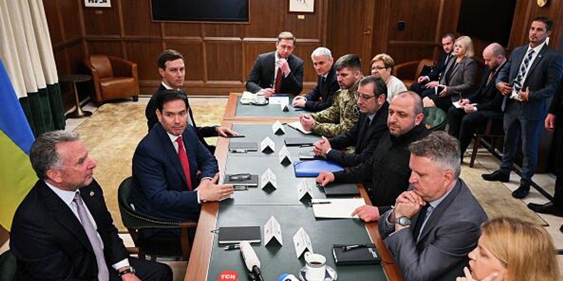 Переговоры делегаций США и Украины во Флориде - ИноСМИ, 1920, 30.11.2025