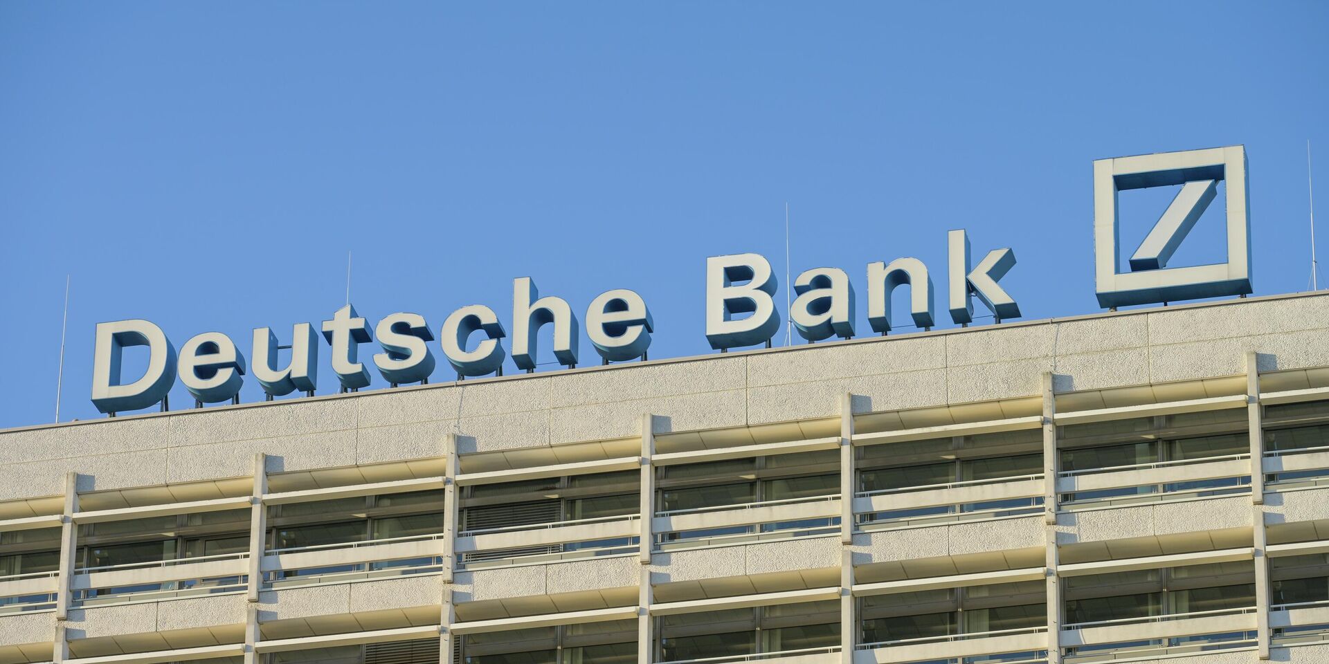 Deutsche Bank, Берлин, Германия - ИноСМИ, 1920, 04.12.2025
